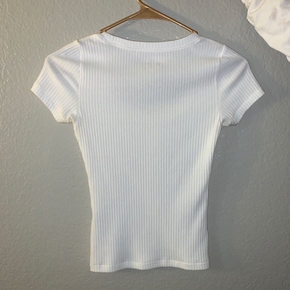 Hollister Top - Picture 2 of 2